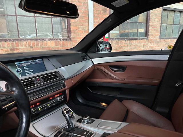 Bmw 550i 4.4 v8 high executive m-sport f11 408pk 2011 5-serie touring, hp-259-j - afbeelding 16 van  59