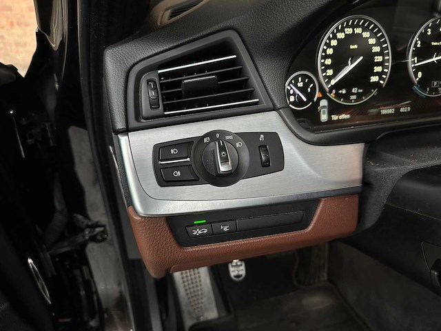 Bmw 550i 4.4 v8 high executive m-sport f11 408pk 2011 5-serie touring, hp-259-j - afbeelding 17 van  59