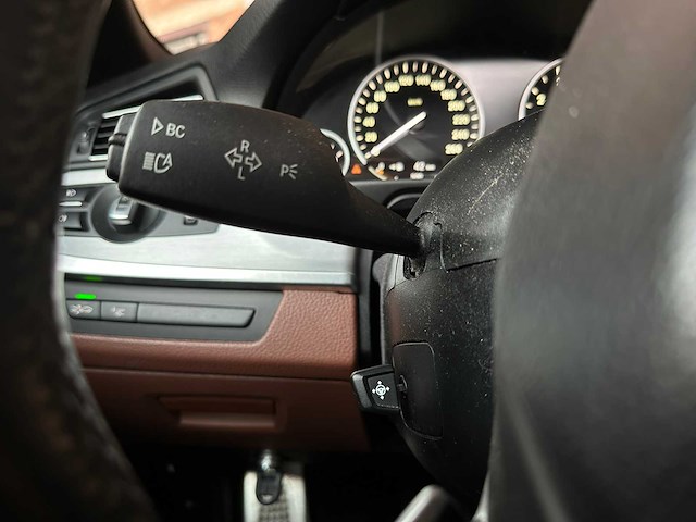 Bmw 550i 4.4 v8 high executive m-sport f11 408pk 2011 5-serie touring, hp-259-j - afbeelding 21 van  59