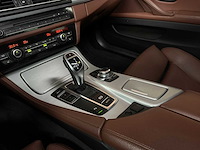 Bmw 550i 4.4 v8 high executive m-sport f11 408pk 2011 5-serie touring, hp-259-j - afbeelding 26 van  59