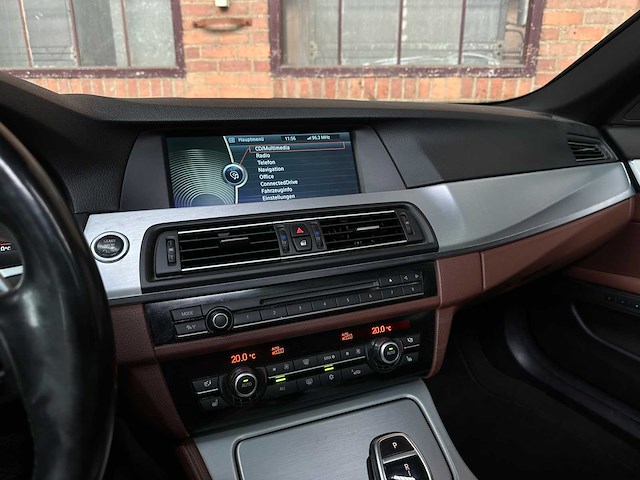 Bmw 550i 4.4 v8 high executive m-sport f11 408pk 2011 5-serie touring, hp-259-j - afbeelding 27 van  59