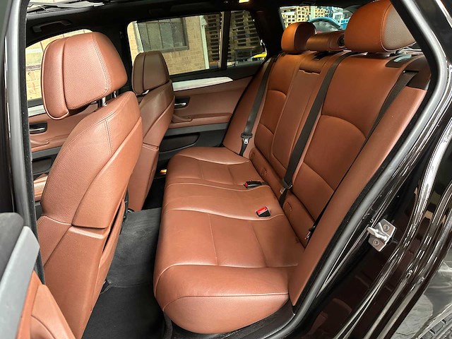 Bmw 550i 4.4 v8 high executive m-sport f11 408pk 2011 5-serie touring, hp-259-j - afbeelding 36 van  59