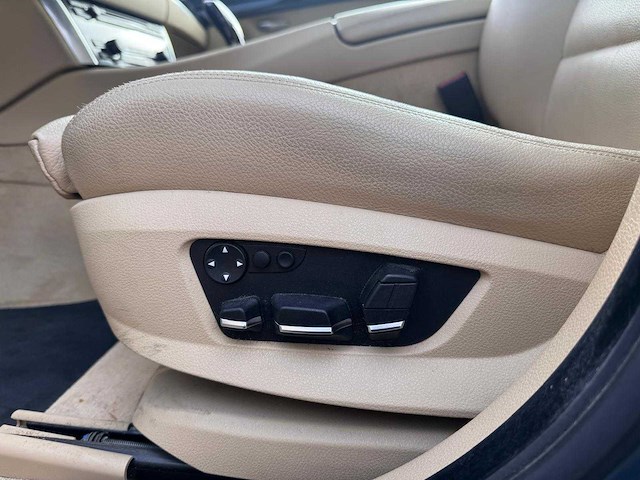 Bmw 550i gran turismo high executive automaat; 93-nlj-3 - afbeelding 20 van  29