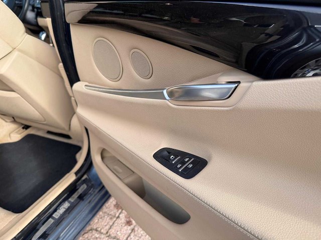 Bmw 550i gran turismo high executive automaat; 93-nlj-3 - afbeelding 19 van  29