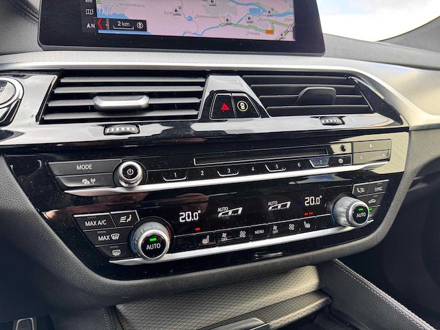 Bmw 630i gran turismo executive edition automaat; zp-805-t - afbeelding 13 van  24