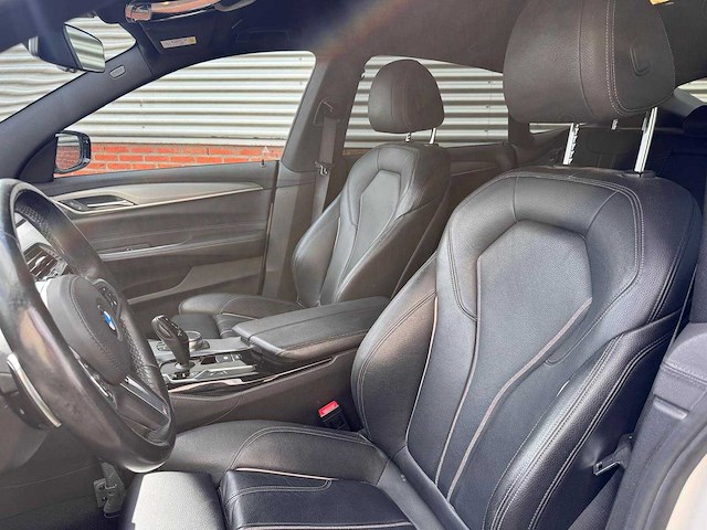 Bmw 630i gran turismo executive edition automaat; zp-805-t - afbeelding 8 van  24