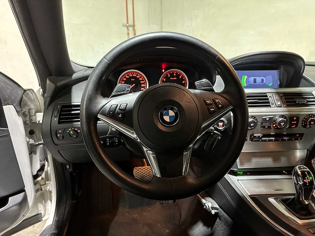 Bmw 630i high executive 272pk 2009 6-serie, 05-jtb-1 youngtimer - afbeelding 17 van  42