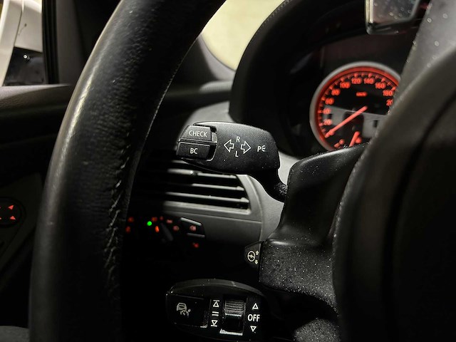 Bmw 630i high executive 272pk 2009 6-serie, 05-jtb-1 youngtimer - afbeelding 23 van  42