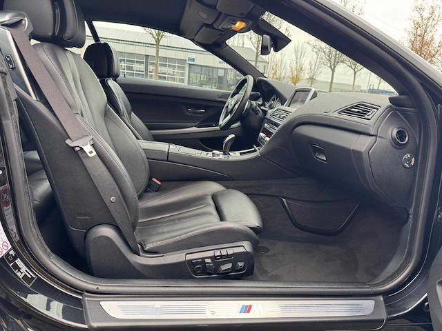 Bmw 640i cabrio high executive automaat, r-755-nz - afbeelding 30 van  32