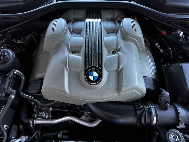 Bmw 645ci s 4.4 v8 333pk 2004 e63 6-serie, 65-pk-bh youngtimer - afbeelding 33 van  41