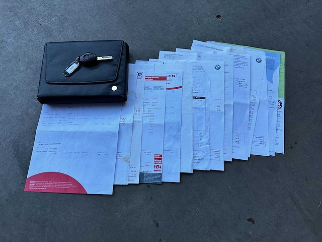 Bmw 645ci s 4.4 v8 333pk 2004 e63 6-serie, 65-pk-bh youngtimer - afbeelding 36 van  41