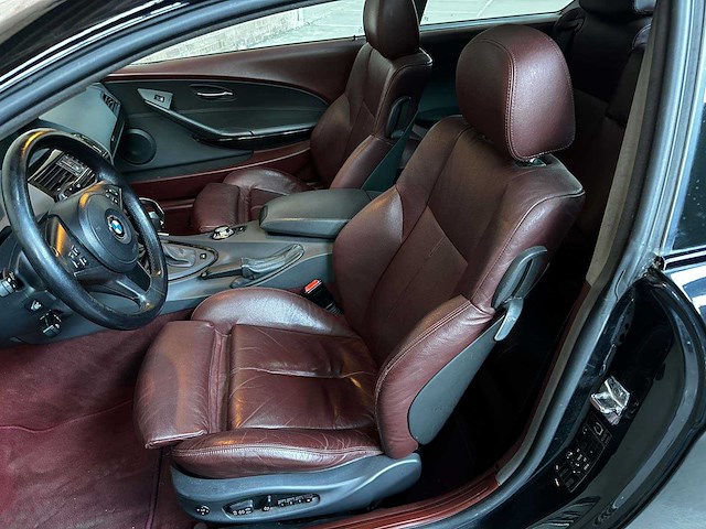 Bmw 645ci s 4.4 v8 333pk 2004 e63 6-serie, youngtimer - afbeelding 25 van  41