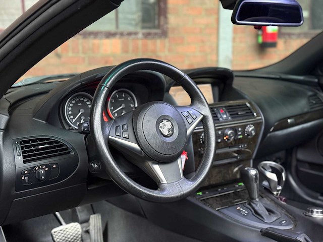 Bmw 650i cabrio 4.8 v8 6-serie 367pk 2006 - afbeelding 21 van  52