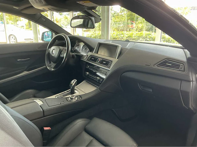 Bmw 650i coupé f13 | 4.4 v8 biturbo | 2013 | 450 pk | m sportpakket | head-up display | 20 inch 373m | 77.000 km | btw auto - afbeelding 10 van  29