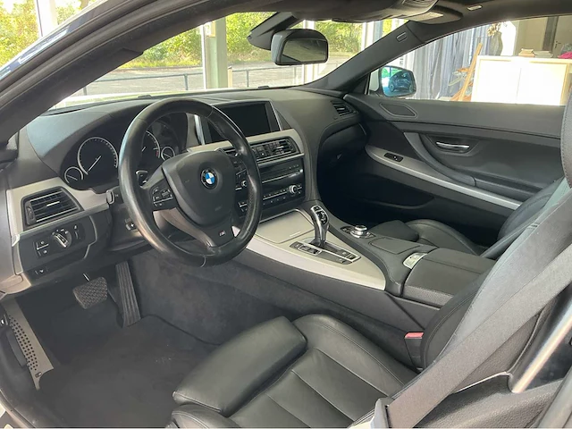 Bmw 650i coupé f13 | 4.4 v8 biturbo | 2013 | 450 pk | m sportpakket | head-up display | 20 inch 373m | 77.000 km | btw auto - afbeelding 13 van  29