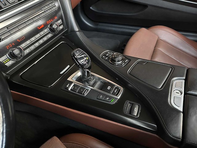 Bmw 650i high executive cabrio 6-serie 402pk 2012, 89-tlb-9 - afbeelding 21 van  47