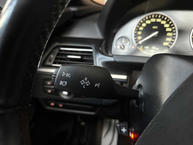 Bmw 650i high executive cabrio 6-serie 402pk 2012, 89-tlb-9 - afbeelding 17 van  47