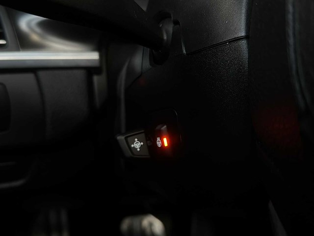 Bmw 650i high executive cabrio 6-serie 402pk 2012, 89-tlb-9 - afbeelding 18 van  47