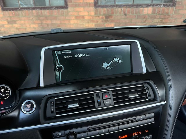 Bmw 650i high executive cabrio 6-serie 402pk 2012, 89-tlb-9 - afbeelding 28 van  47