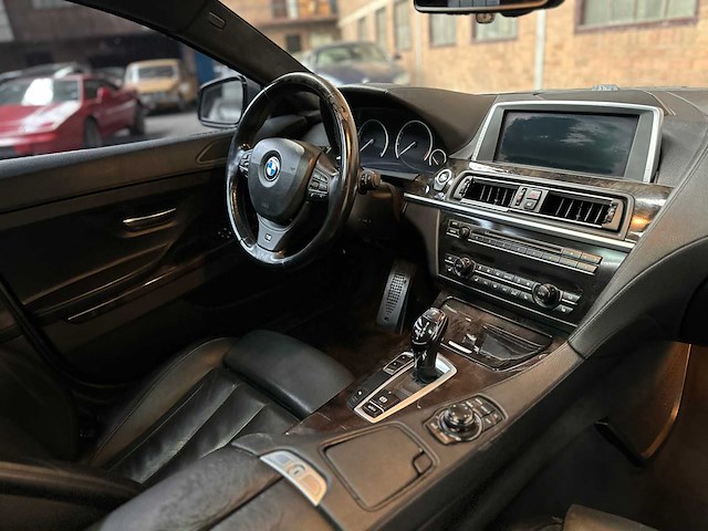 Bmw 650i high executive m-sport f06 4.4 v8 6-serie gran coupé 450pk 2013 - afbeelding 59 van  64