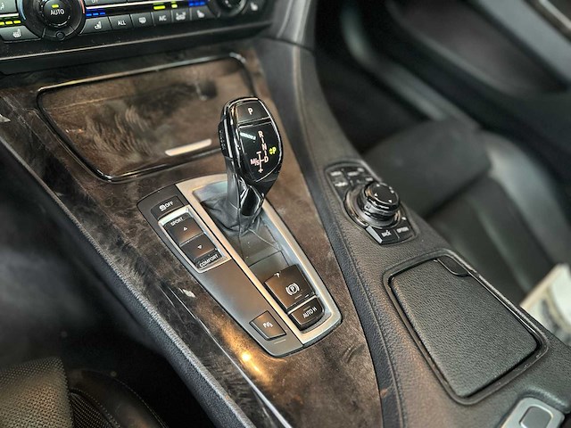 Bmw 650i high executive m-sport f06 4.4 v8 6-serie gran coupé 450pk 2013 - afbeelding 28 van  64