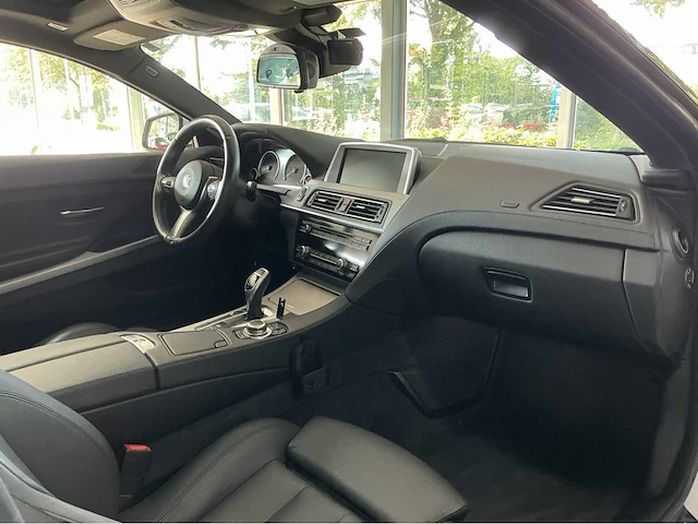 Bmw 650i m-sport | 4.4 v8 biturbo | 450 pk | 2014 | hud | adaptive led | comfort access | soft close | 19 inch m wielen | btw auto - afbeelding 19 van  34