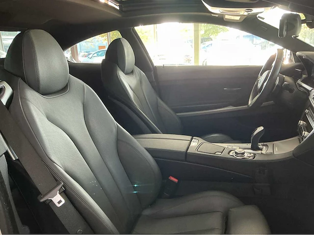 Bmw 650i m-sport | 4.4 v8 biturbo | 450 pk | 2014 | hud | adaptive led | comfort access | soft close | 19 inch m wielen | btw auto - afbeelding 20 van  34