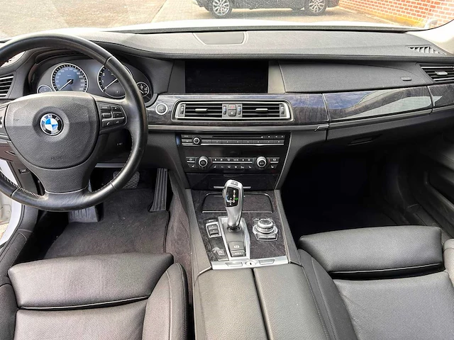 Bmw 7-serie 750i 124025km z-447-lp - afbeelding 15 van  15