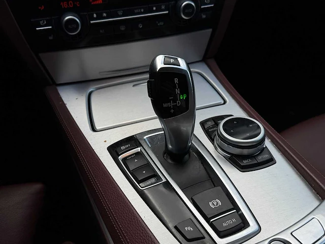 Bmw 7-serie 750i high executive | 61-rdf-3 i - afbeelding 17 van  31