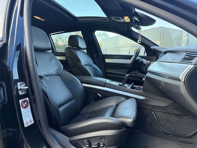Bmw 7-serie 750i high executive | 64-pff-5 i - afbeelding 29 van  36