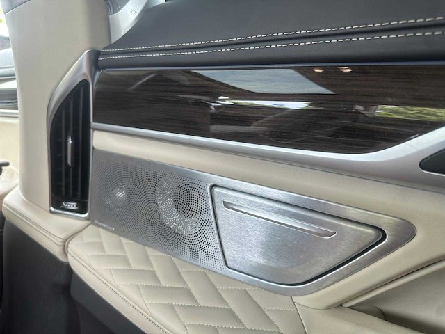Bmw 7-serie 750li xdr. high exec * h-962-nr - afbeelding 17 van  47