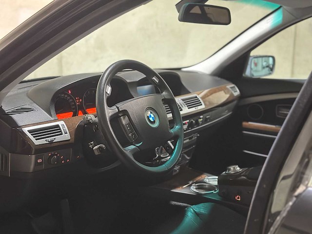 Bmw 735i e65 3.6 v8 7-serie 272pk 2004 (automaat), kfh-48-r - afbeelding 8 van  55