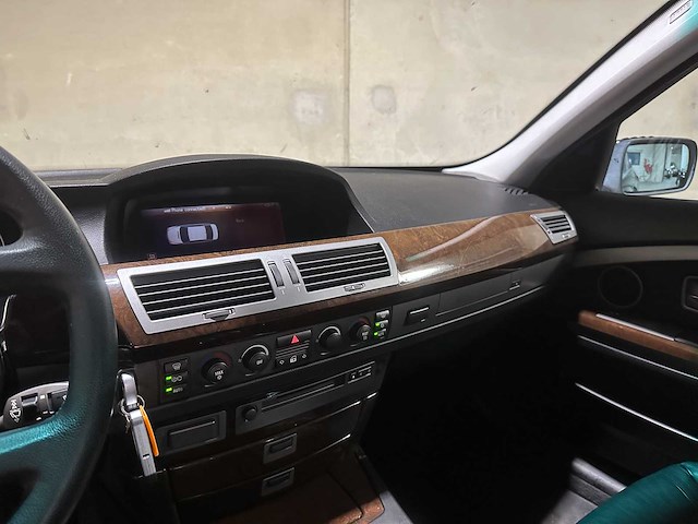 Bmw 735i e65 3.6 v8 7-serie 272pk 2004 (automaat), kfh-48-r - afbeelding 17 van  55