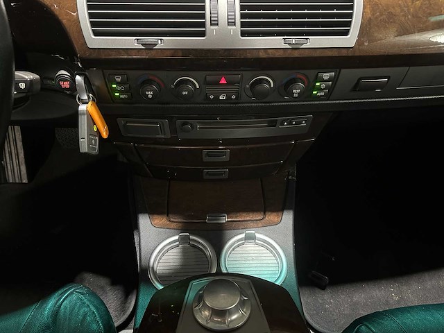 Bmw 735i e65 3.6 v8 7-serie 272pk 2004 (automaat), kfh-48-r - afbeelding 19 van  55