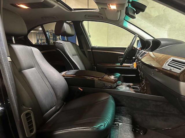 Bmw 735i e65 3.6 v8 7-serie 272pk 2004 (automaat), kfh-48-r - afbeelding 39 van  55