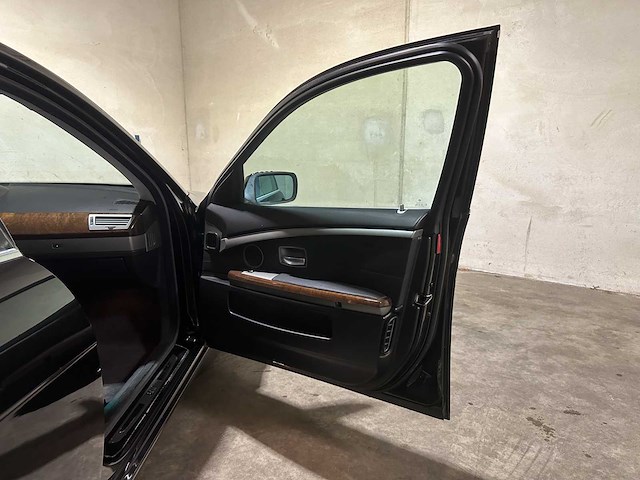 Bmw 735i e65 3.6 v8 7-serie 272pk 2004 (automaat), kfh-48-r - afbeelding 41 van  55