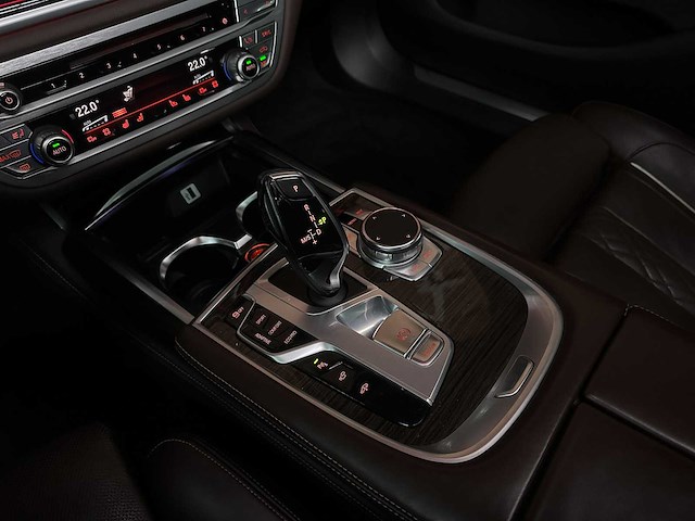 Bmw 750d xdrive 400pk 2017 7-serie g11 - afbeelding 22 van  52