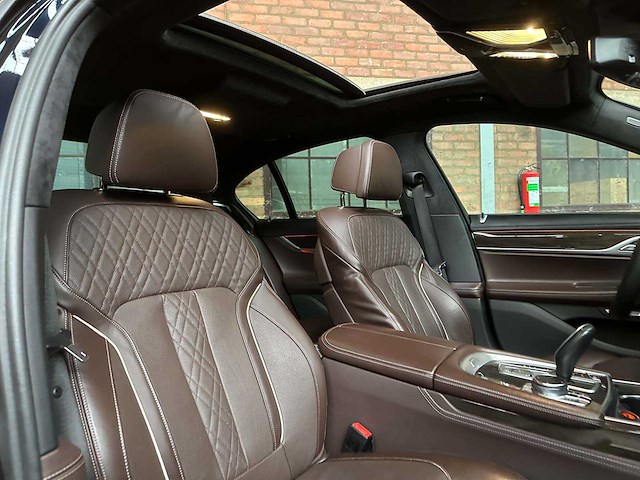 Bmw 750d xdrive 400pk 2017 7-serie g11 - afbeelding 46 van  52