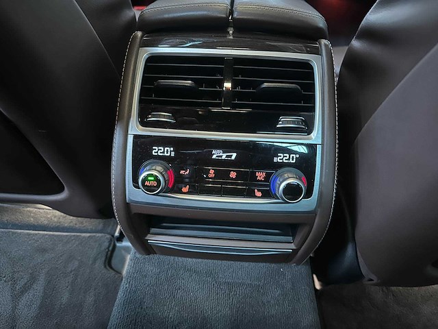 Bmw 750d xdrive 400pk 2021 7-serie g11 - afbeelding 36 van  52