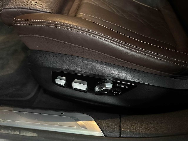 Bmw 750d xdrive 400pk 2021 7-serie g11 - afbeelding 3 van  9