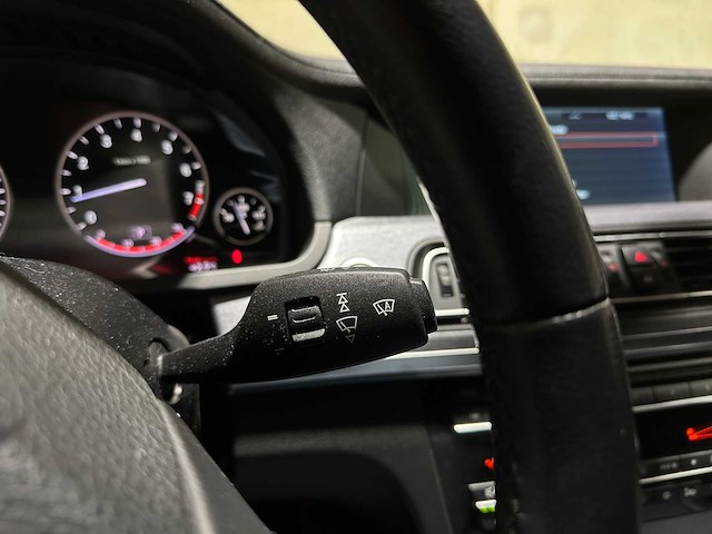 Bmw 750i 4.4 v8 409pk 2009 f01 7-serie, gsv-72-v youngtimer - afbeelding 18 van  45