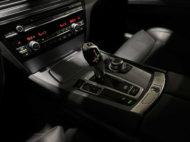 Bmw 750i 4.4 v8 409pk 2009 f01 7-serie, gsv-72-v youngtimer - afbeelding 3 van  20