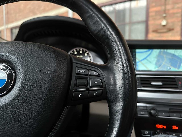Bmw 750i activehybrid 4.4 v8 407pk 2010 7-serie, 02-pgj-7 youngtimer - afbeelding 17 van  55