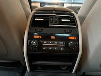 Bmw 750i activehybrid 4.4 v8 407pk 2010 7-serie, 02-pgj-7 youngtimer - afbeelding 31 van  55
