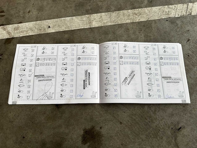 Bmw 750i activehybrid 4.4 v8 407pk 2010 7-serie, 02-pgj-7 youngtimer - afbeelding 30 van  33