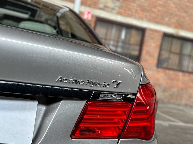 Bmw 750i activehybrid 4.4 v8 407pk 2010 7-serie, 02-pgj-7 youngtimer - afbeelding 5 van  55