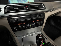 Bmw 750i activehybrid 4.4 v8 407pk 2010 7-serie, 02-pgj-7 youngtimer - afbeelding 24 van  55