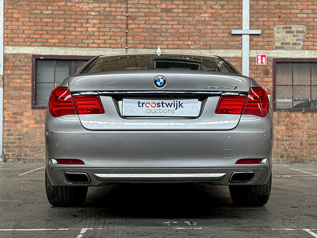 Bmw 750i activehybrid 4.4 v8 407pk 2010 7-serie, 02-pgj-7 youngtimer - afbeelding 3 van  55