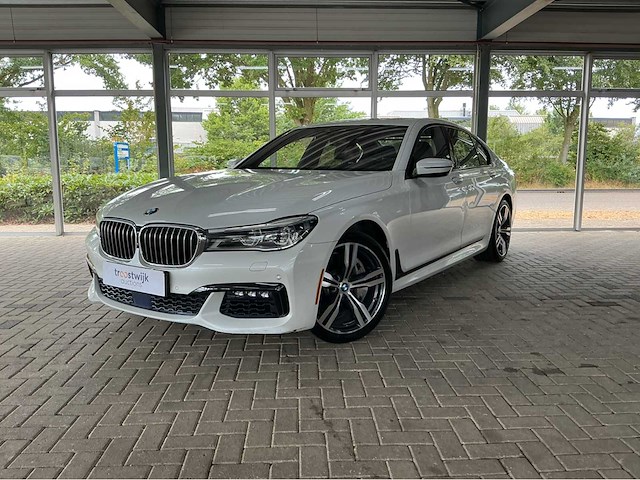 Bmw 750i xdrive | 4.4 liter v8 biturbo | 450 pk | 2015 | m-sport | bowers & wilkins | executive drive pro | head-up display | btw auto - afbeelding 1 van  37