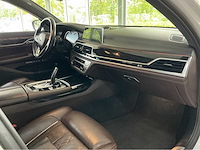 Bmw 750i xdrive | 4.4 liter v8 biturbo | 450 pk | 2015 | m-sport | bowers & wilkins | executive drive pro | head-up display | btw auto - afbeelding 17 van  37